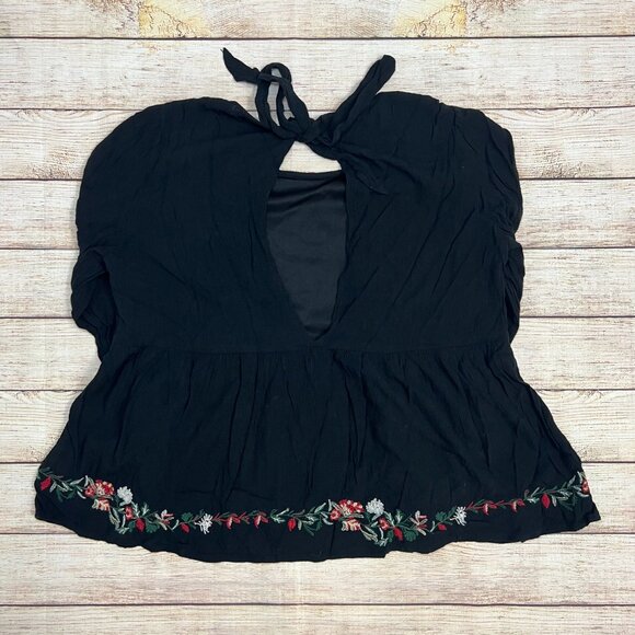 American Eagle Black Embroidered Floral Boho Peasant Top Size M Long Sleeve - Picture 2 of 12